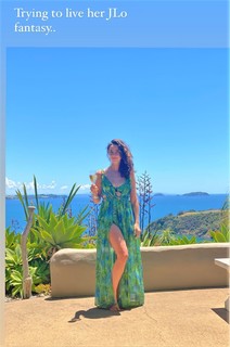 Kaya Scodelario feet photo thumbnail