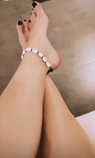 Karolina Pisarek feet photo thumbnail