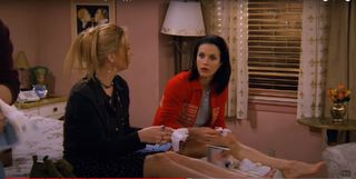 Courteney Cox feet photo thumbnail
