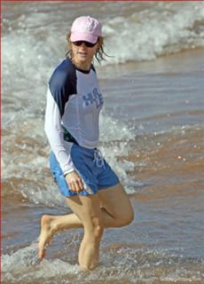 Jodie Foster feet photo thumbnail