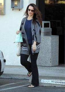 Kristin Davis feet photo thumbnail
