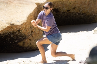 Natalie Portman feet photo thumbnail