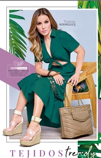 Cynthia Rodríguez feet photo thumbnail