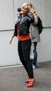 Kerry Katona feet photo thumbnail