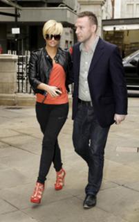 Kerry Katona feet photo thumbnail