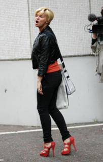Kerry Katona feet photo thumbnail