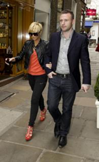 Kerry Katona feet photo thumbnail