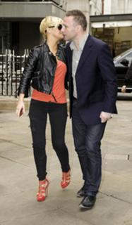 Kerry Katona feet photo thumbnail