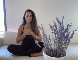 Aly Raisman feet photo thumbnail
