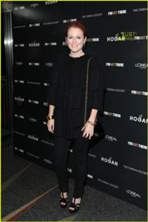 Julianne Moore feet photo thumbnail