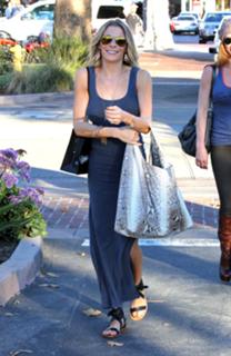 LeAnn Rimes feet photo thumbnail
