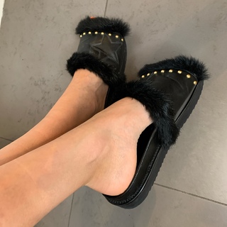 Xenia Tchoumitcheva feet photo thumbnail