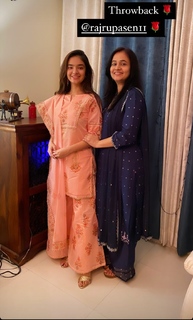 Anushka Sen feet photo thumbnail