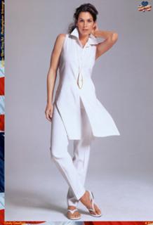Cindy Crawford feet photo thumbnail