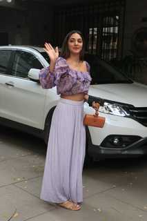 Kiara Advani feet photo thumbnail