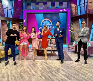Laura González feet photo thumbnail