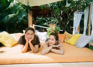 Malaika Arora feet photo thumbnail
