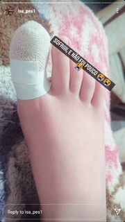 Isa Pes feet photo thumbnail