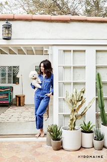 Abigail Spencer feet photo thumbnail