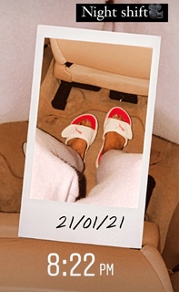 Anushka Sen feet photo thumbnail