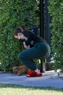 Addison Rae feet photo thumbnail