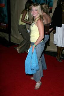 Melissa Joan Hart feet photo thumbnail