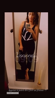 Caterina Balivo feet photo thumbnail