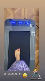 Giorgia Palmas feet photo thumbnail