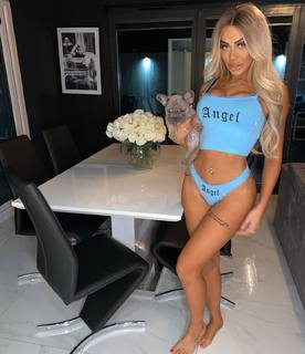 Chloe Ferry feet photo thumbnail