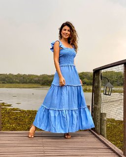 Paula Fernandes feet photo thumbnail