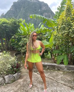Angela Simmons feet photo thumbnail