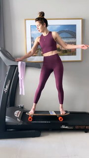Michelle Monaghan feet photo thumbnail
