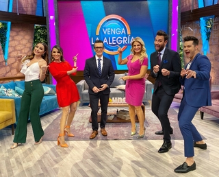 Laura González feet photo thumbnail