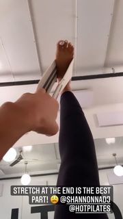 Evelyn Lozada feet photo thumbnail
