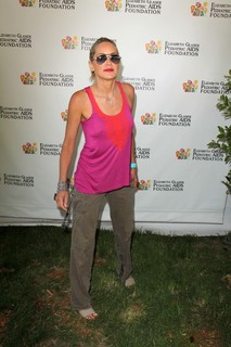 Sharon Stone feet photo thumbnail