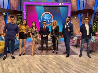 Laura González feet photo thumbnail