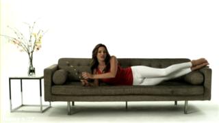 Kelly Brook feet photo thumbnail