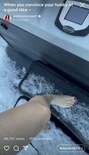 Andrea McLean feet photo thumbnail