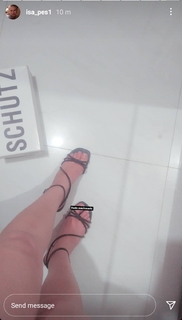 Isa Pes feet photo thumbnail