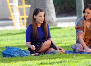 Jessica Lowndes feet photo thumbnail