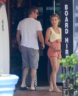 Elsa Pataky feet photo thumbnail