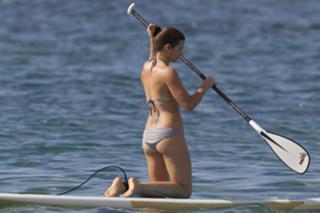 Danica Patrick feet photo thumbnail