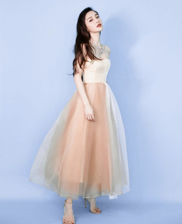 Angelababy feet photo thumbnail