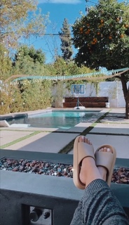 Daniella Monet feet photo thumbnail