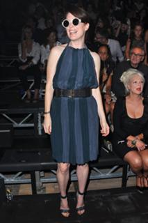 Julianne Moore feet photo thumbnail