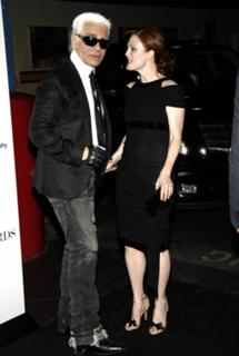Julianne Moore feet photo thumbnail
