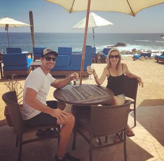 Angela Kinsey feet photo thumbnail