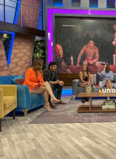Cynthia Rodríguez feet photo thumbnail
