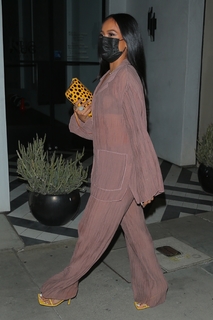 Karrueche Tran feet photo thumbnail
