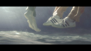 Allison Williams feet photo 2